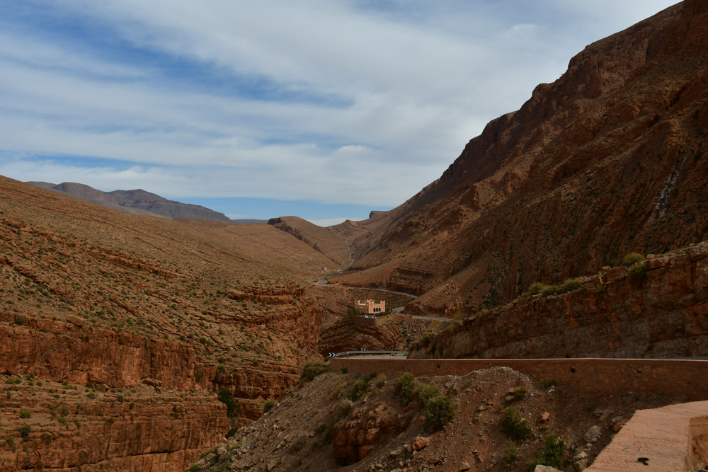 Dades Tal Strasse am Berg