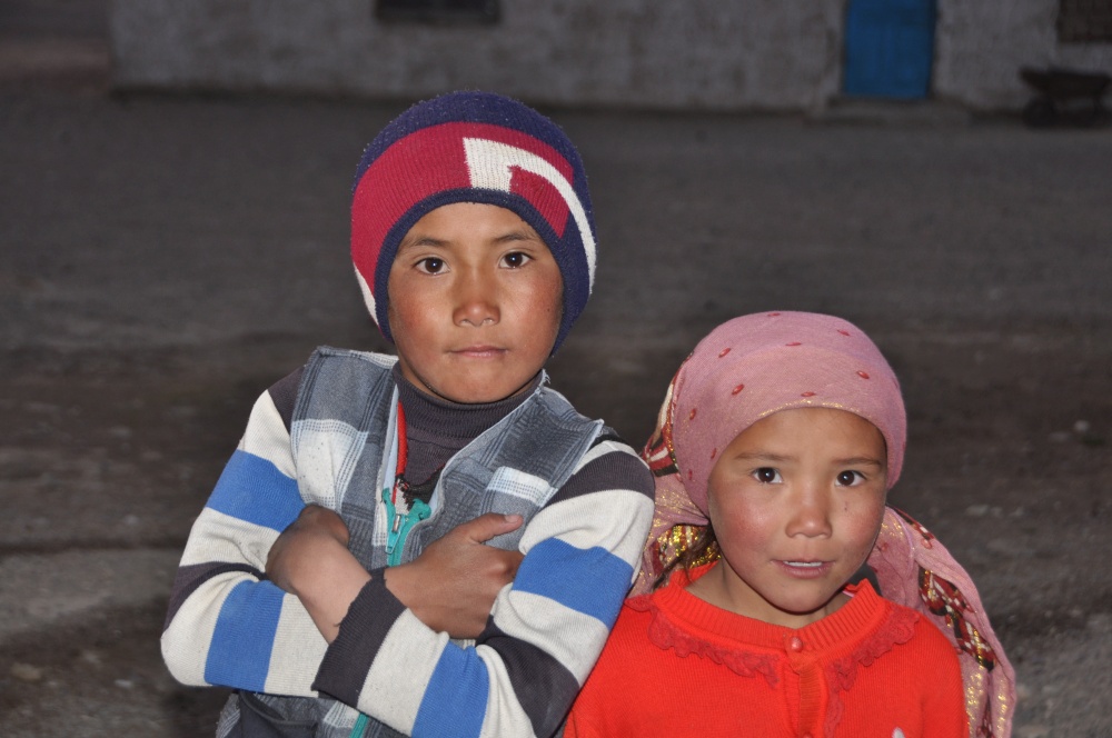 Mädchen, Junge aus Tadschikistan (Portrait)