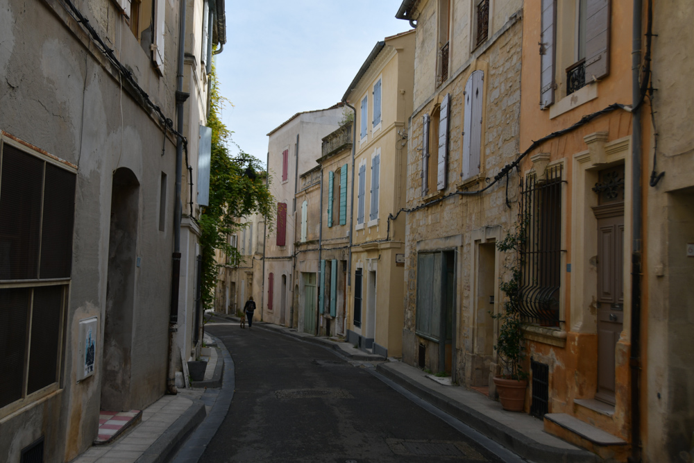 Häuserreihe Strasse Arles